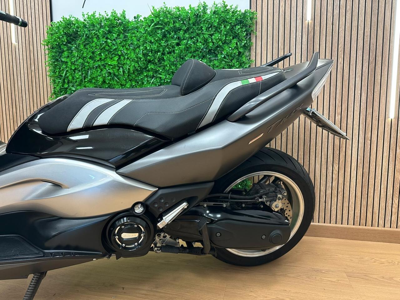 Yamaha T Max tmax 500 2011