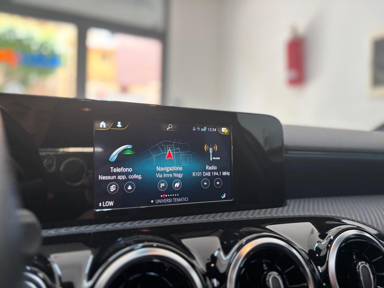 Mercedes-benz A 180d Automatic Business Extra