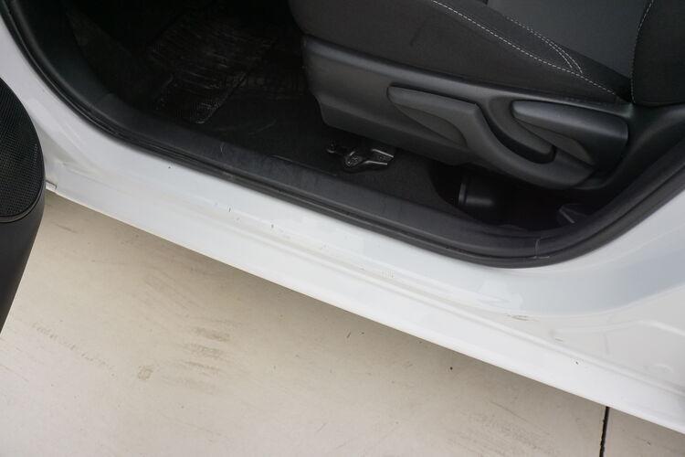 Toyota Yaris Hybrid Business BR903696 1.5 Full Hybrid 101CV