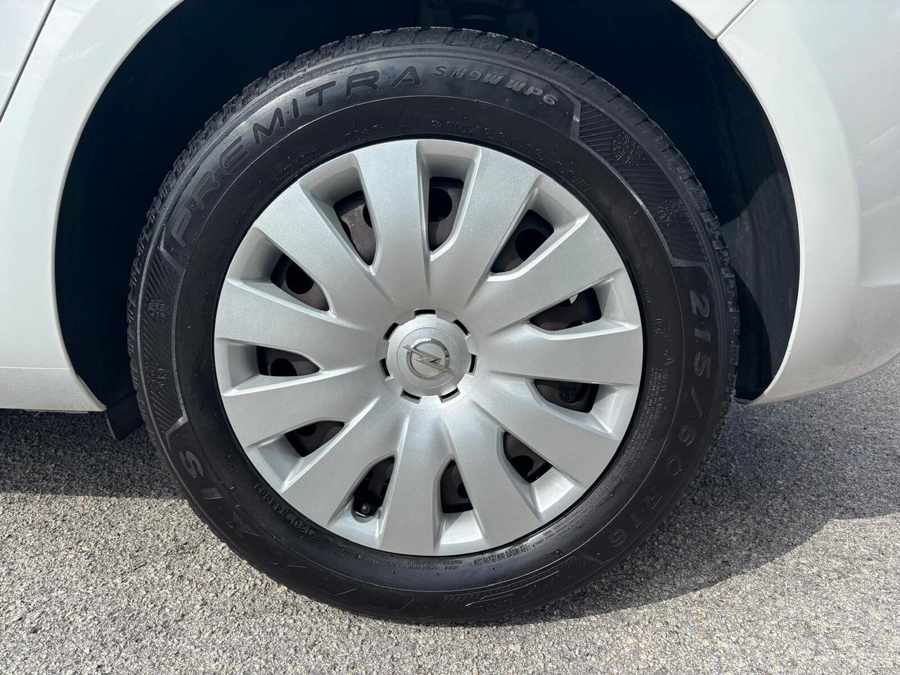 Opel Astra 1.7 CDTI 110CV 4 porte Cosmo