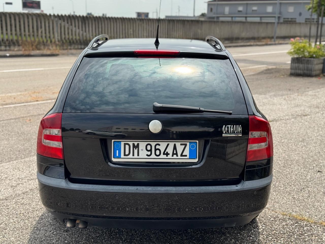 Skoda Octavia 2.0 TDI DSG Wagon
