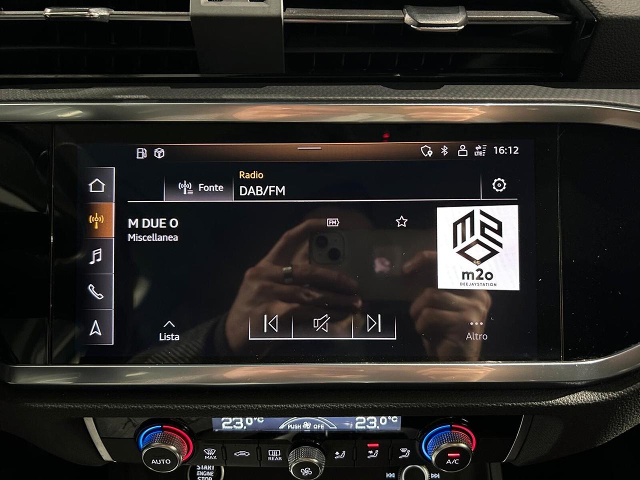 Audi Q3 45 TFSI e S tronic Business