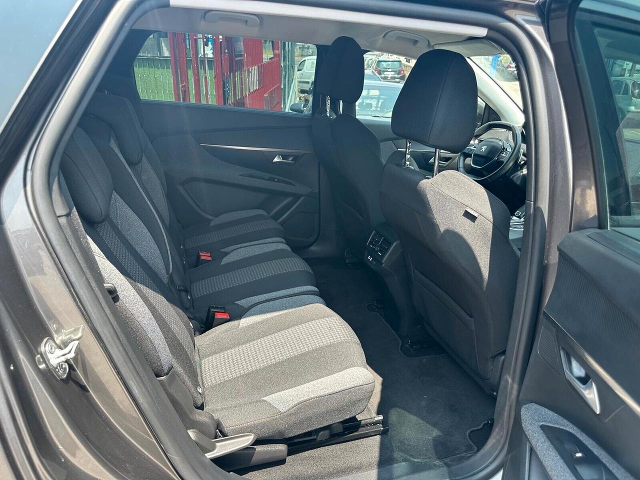 Peugeot 5008 BlueHDi 130 S&S EAT8 Allure Pack