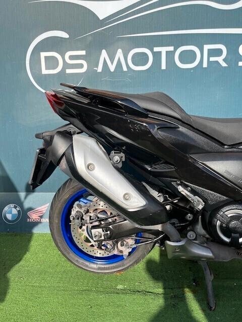 Yamaha TMAX 560 ABS SPORT GARANZIA PERMUTE FINANZIAMENTO