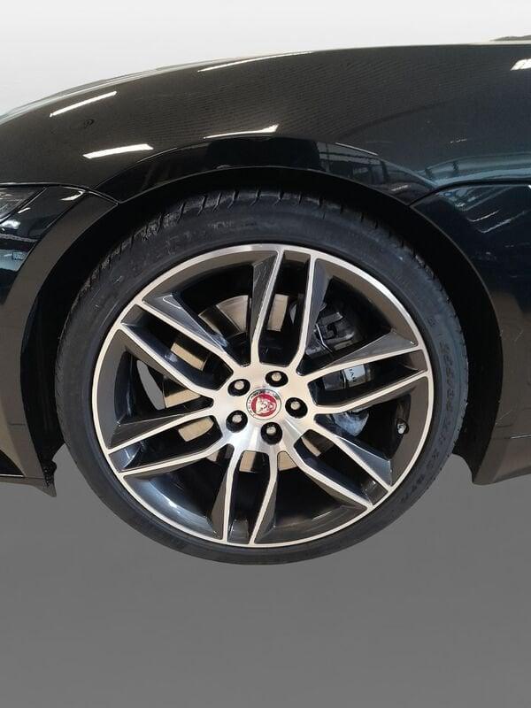 Jaguar F-Type 2.0 P300CV RWD AUTO R-Dynamic IVA ESPOSTA