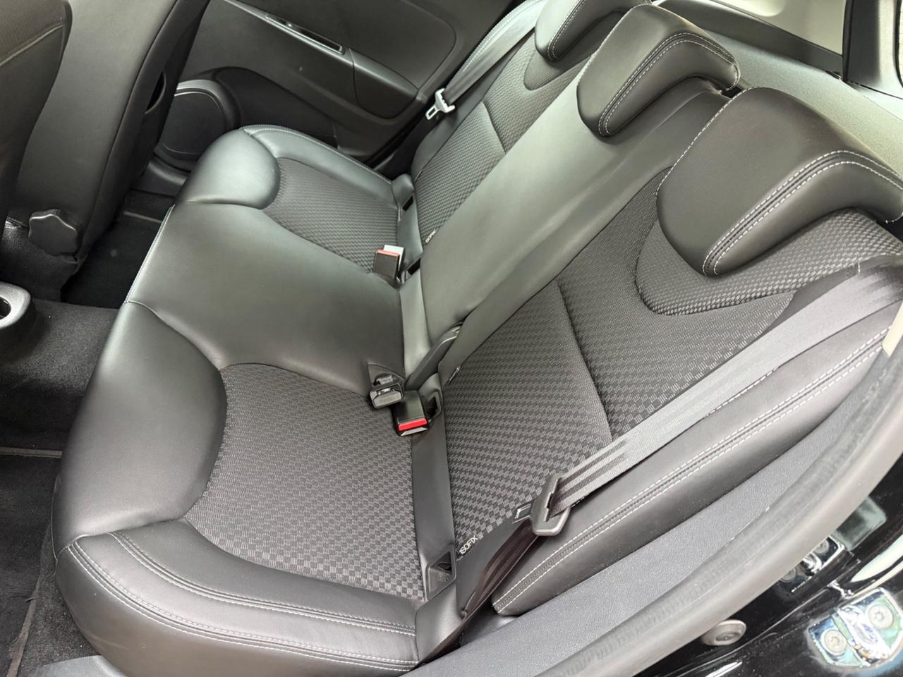 Renault Clio Sporter dCi 8V 90 CV EDC Moschino Zen