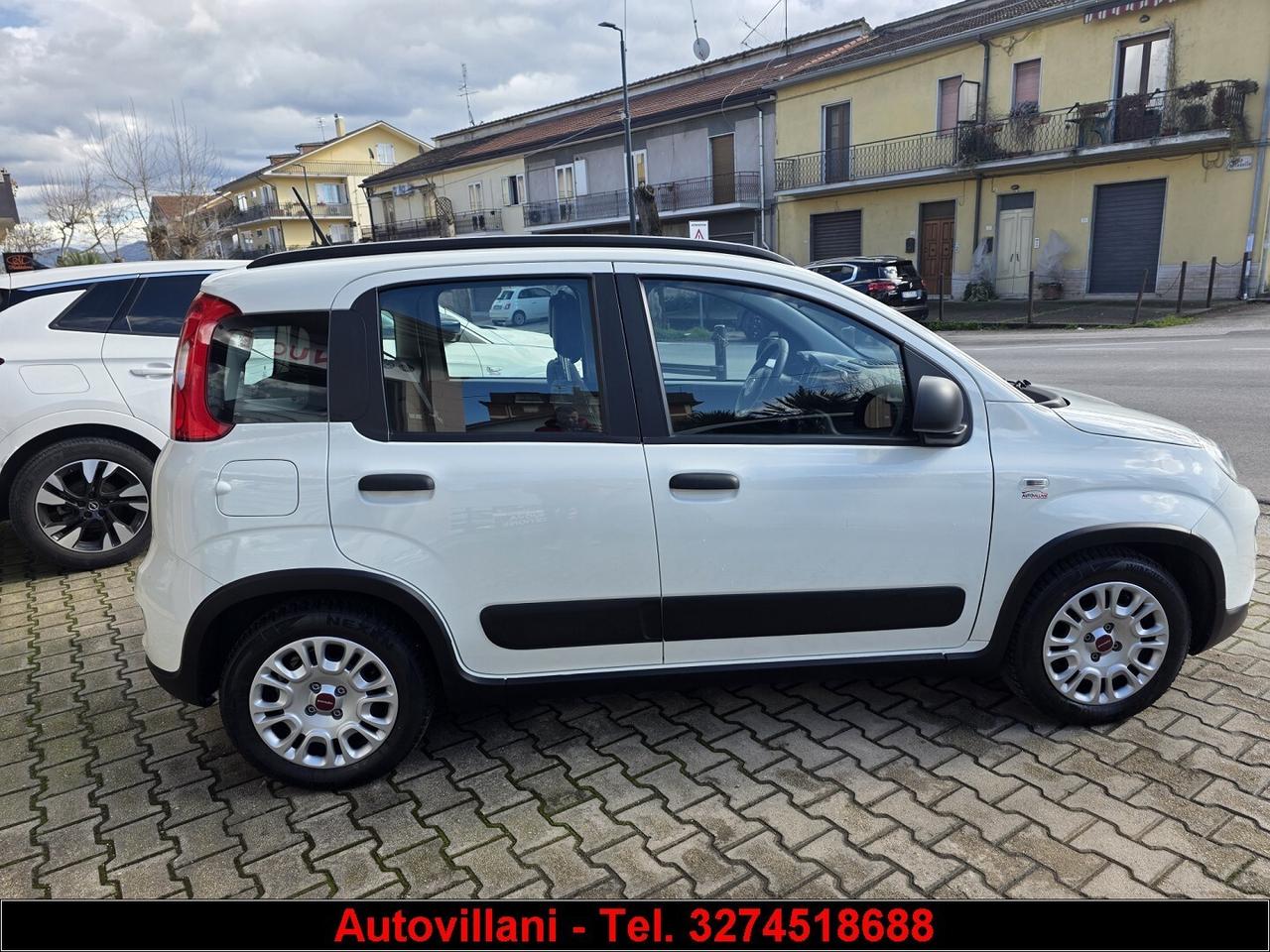 Fiat panda1.0 firefly SeS Hybrid 2022