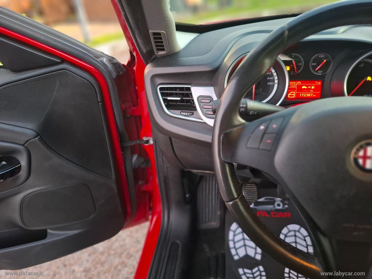 ALFA ROMEO Giulietta 1.6 JTDm-2 105 CV Distinctive