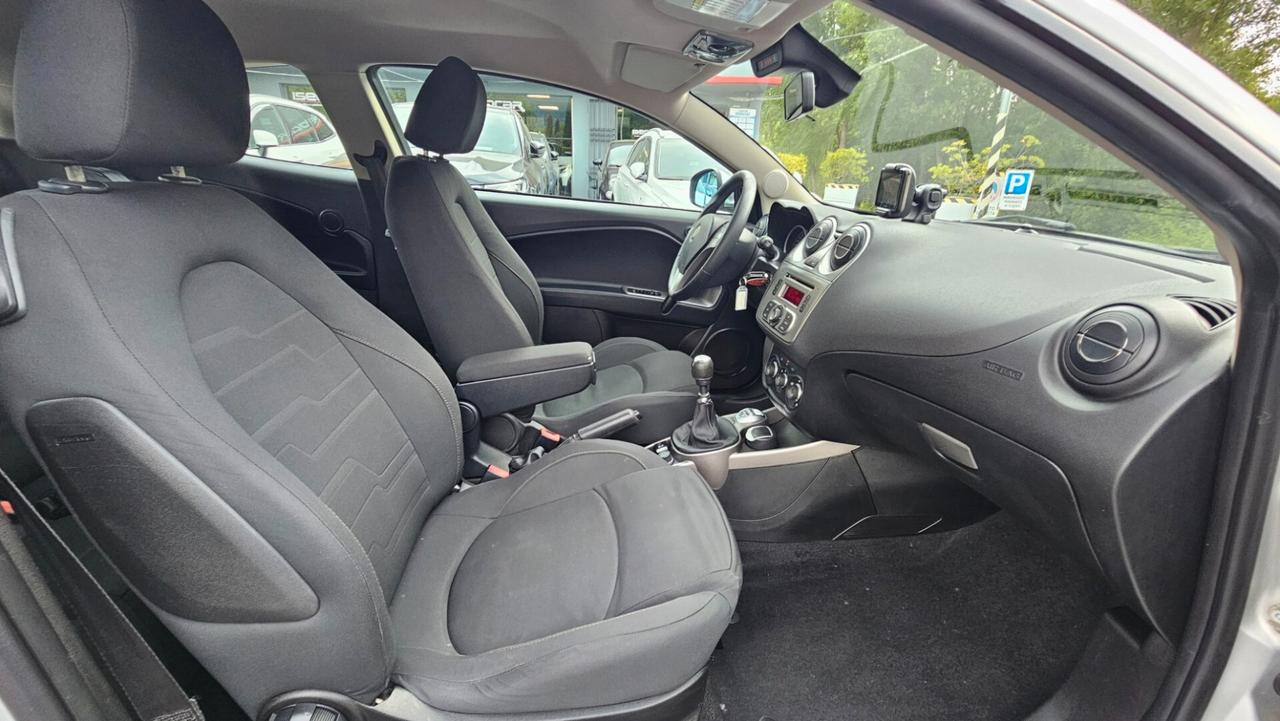 Alfa Romeo MiTo 1.4 105 CV M.air S&S Distinctive -OK NEPATENTATI-