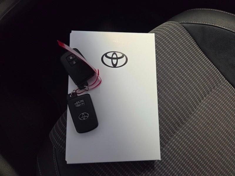 Toyota Auris 2ª serie 1.8 Hybrid Lounge