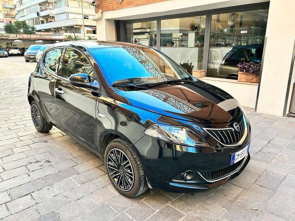 LANCIA Ypsilon 1.0 FireFly 5 porte S&S Hybrid Gold
