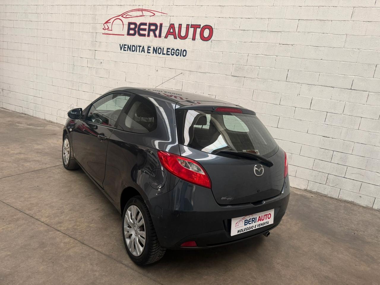 Mazda 2 benzina adatta neopatentati