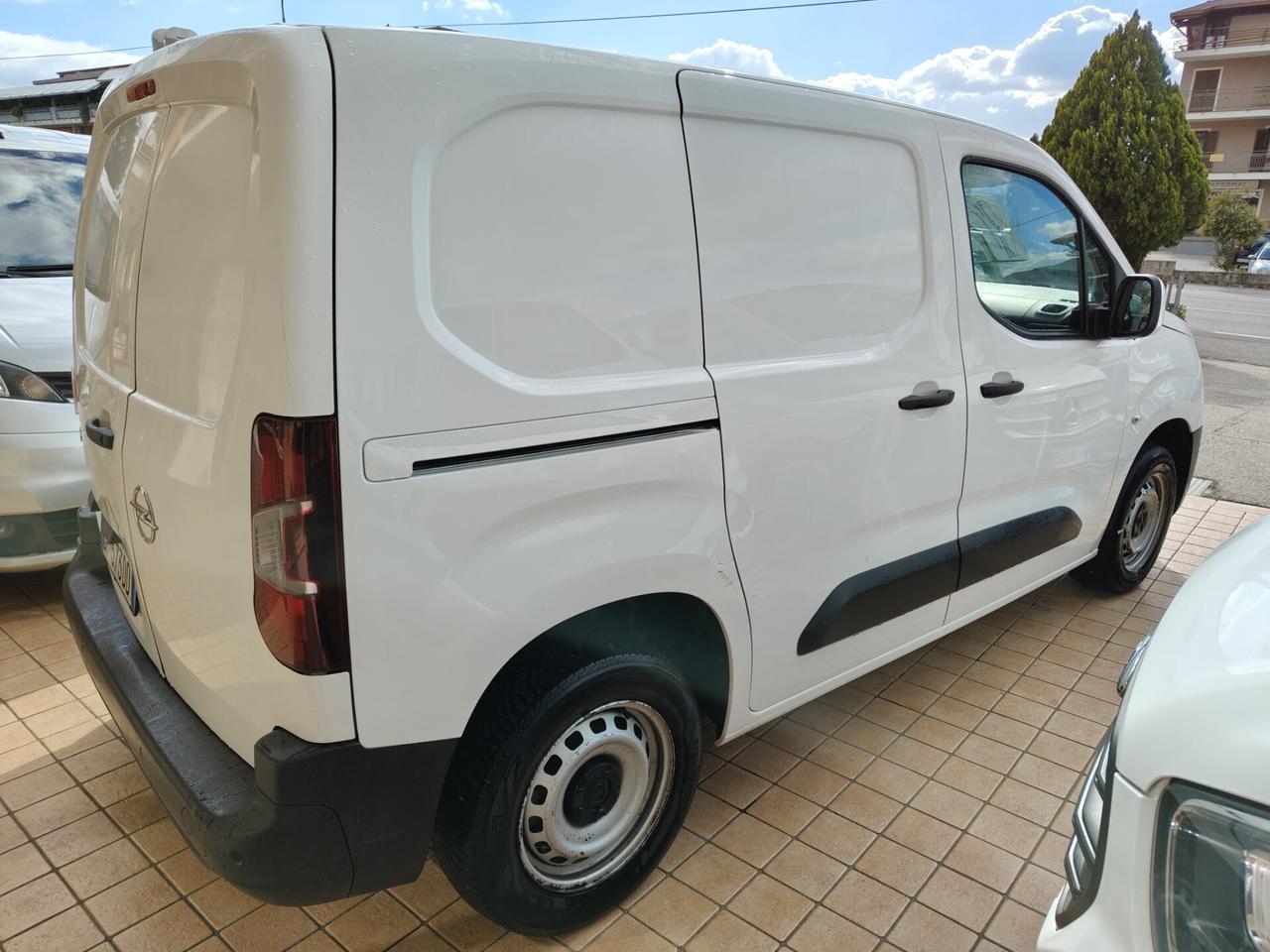 Opel Combo Cargo 1.5 Diesel 100CV PC 650kg Edition