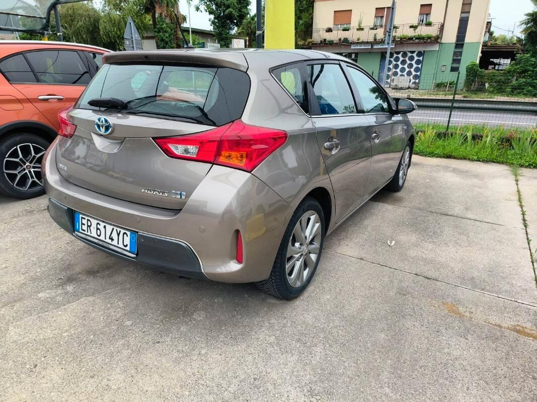 Toyota Auris 1.8h Active eco 5p