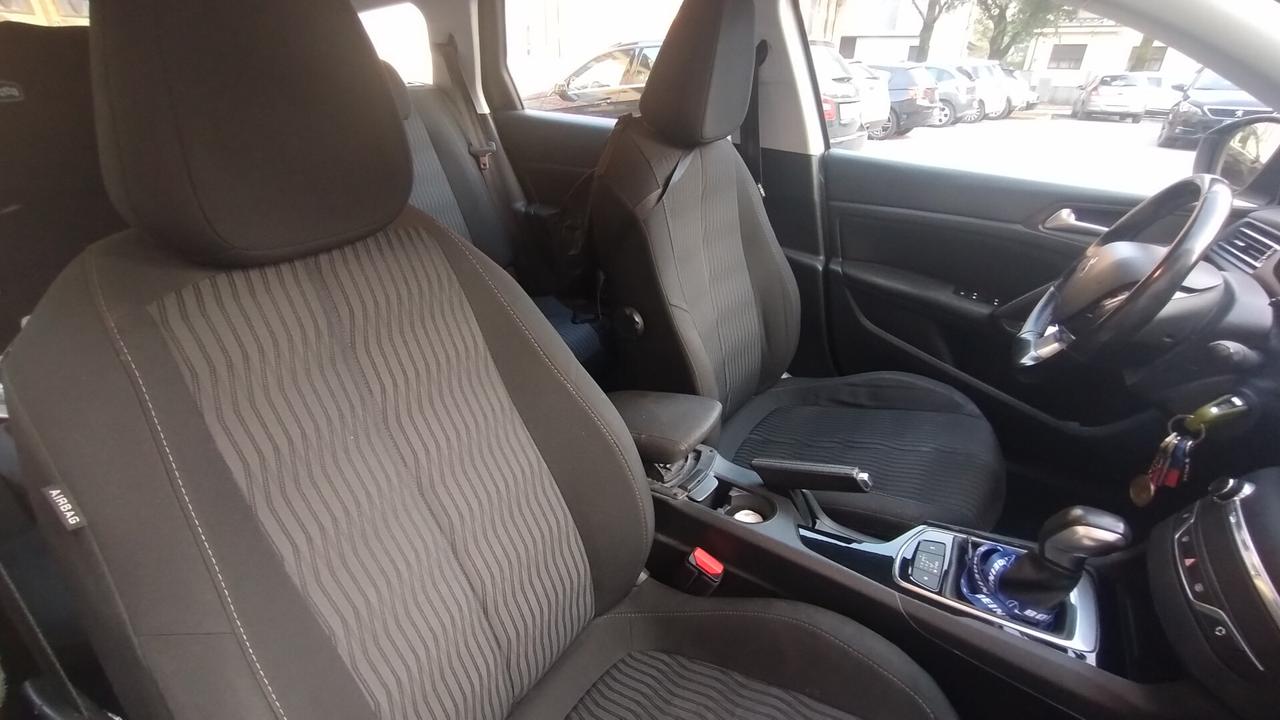 Peugeot 308 BlueHDi 120 S&S SW Business