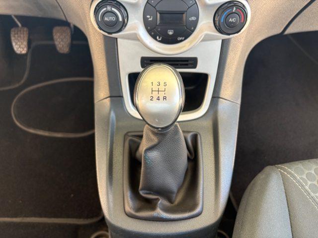 FORD Fiesta 1.2 82 CV 5 porte Titanium
