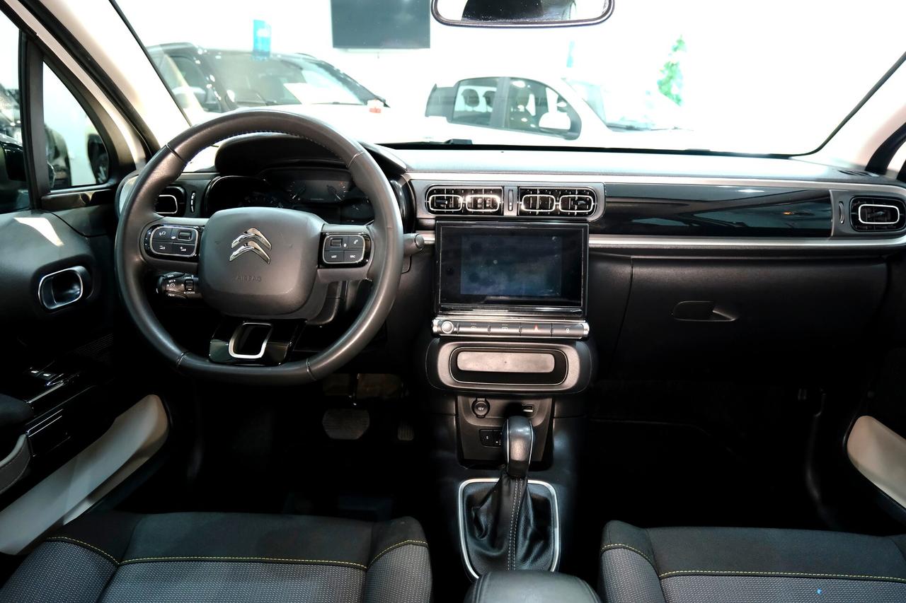 Citroen C3 1.2T EAT6 110cv SHINE Automatica
