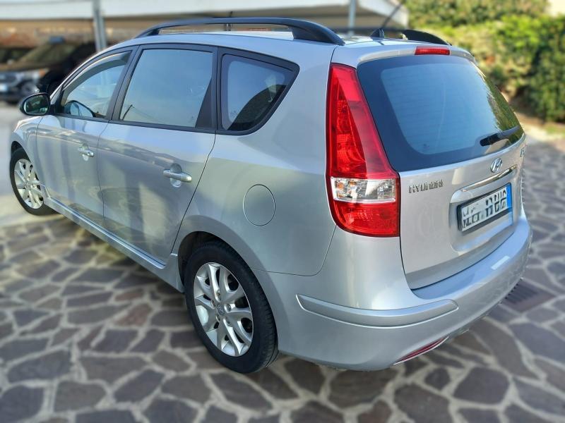 Hyundai i30 CW 1.6 crdi Comfort 128cv