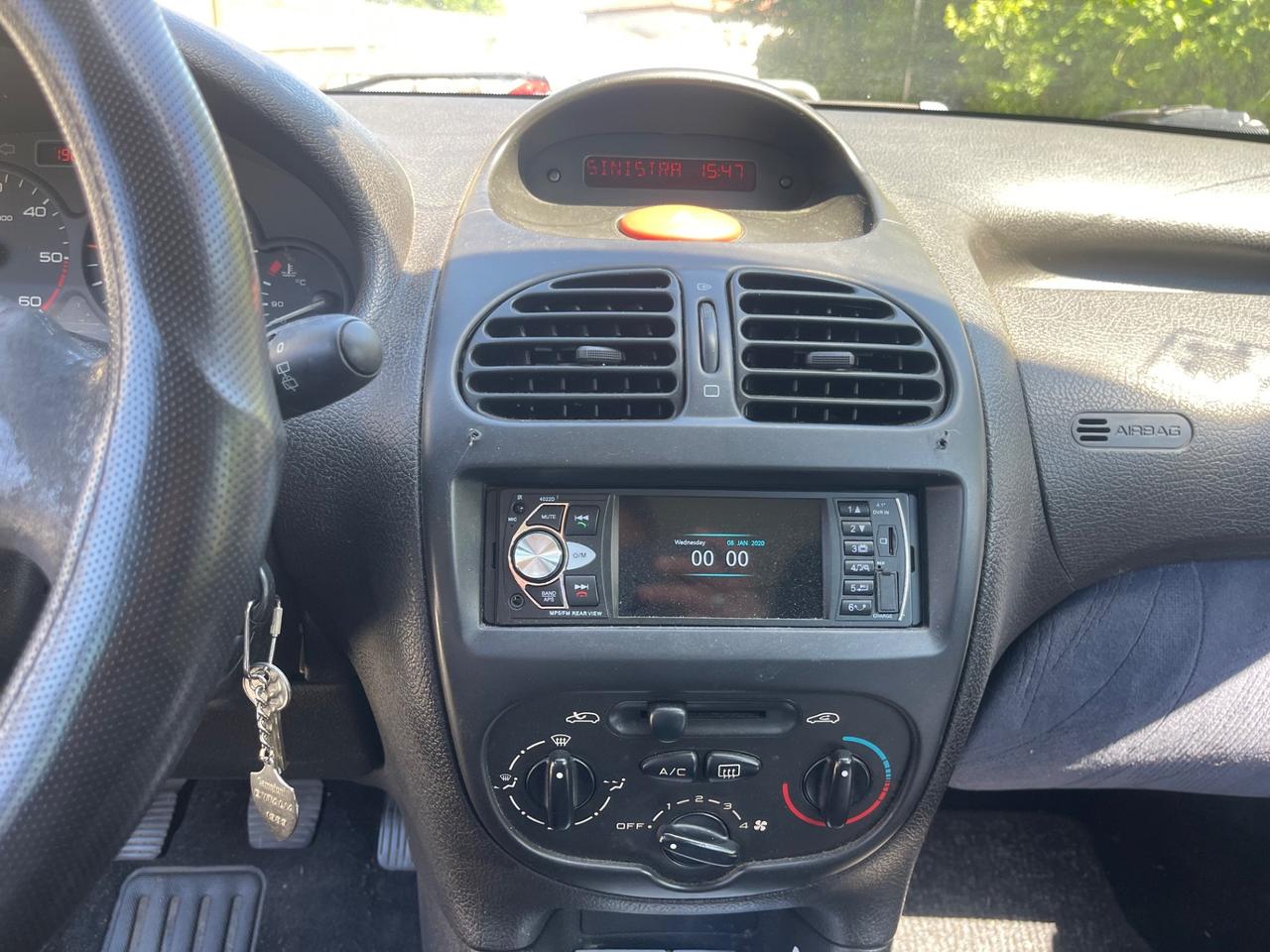 Peugeot 206 1.4 HDi 5p. XR