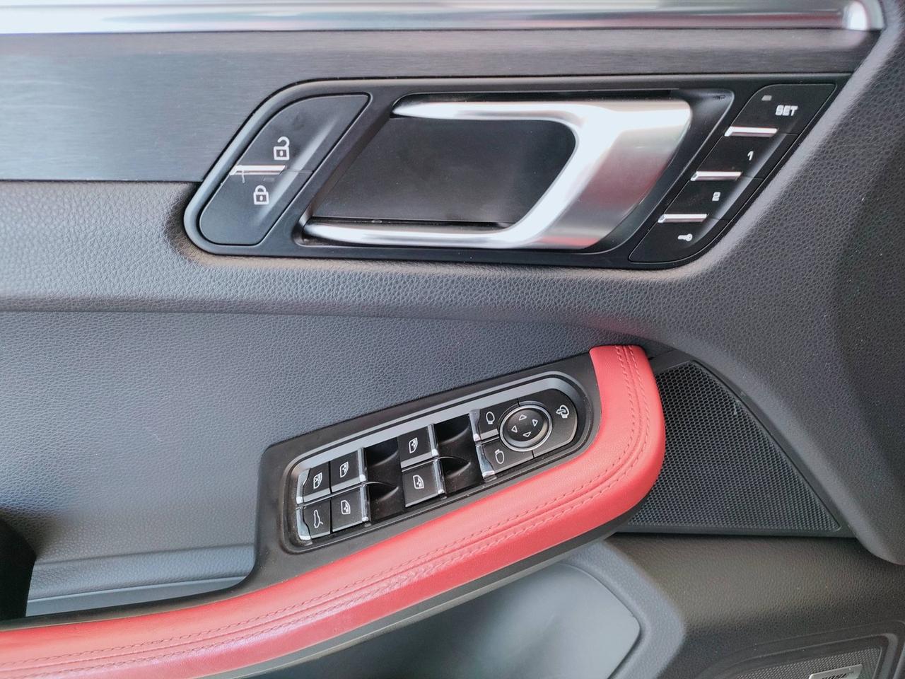 PORSCHE Macan I 2022 - Macan 2.9 GTS 440cv pdk