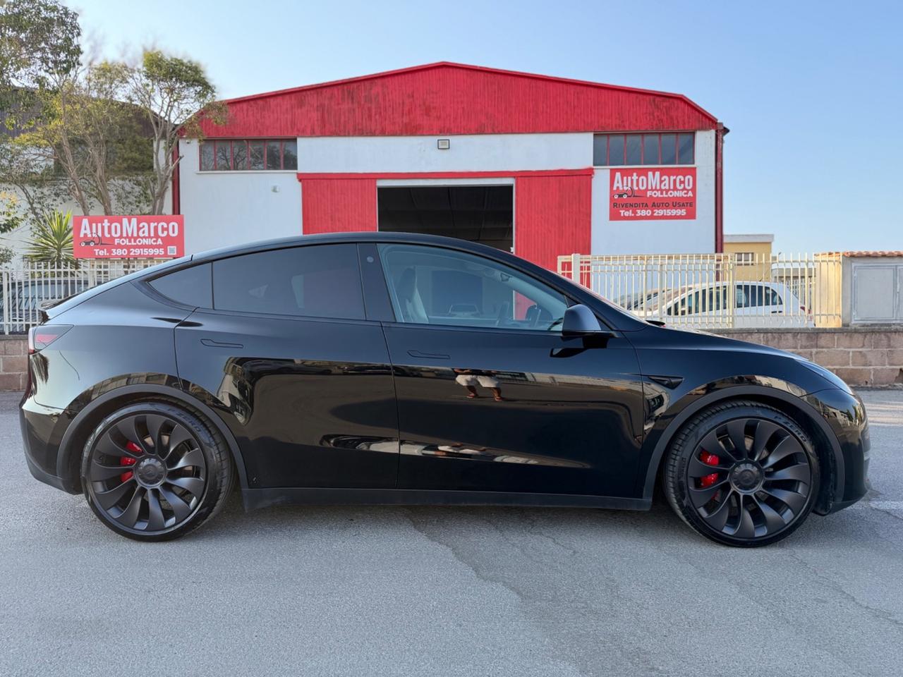 Tesla Model Y AWD Performance
