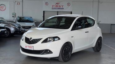 Lancia Ypsilon 1.0 FireFly 5 porte S&S Hybrid Ecochic A. Ferretti