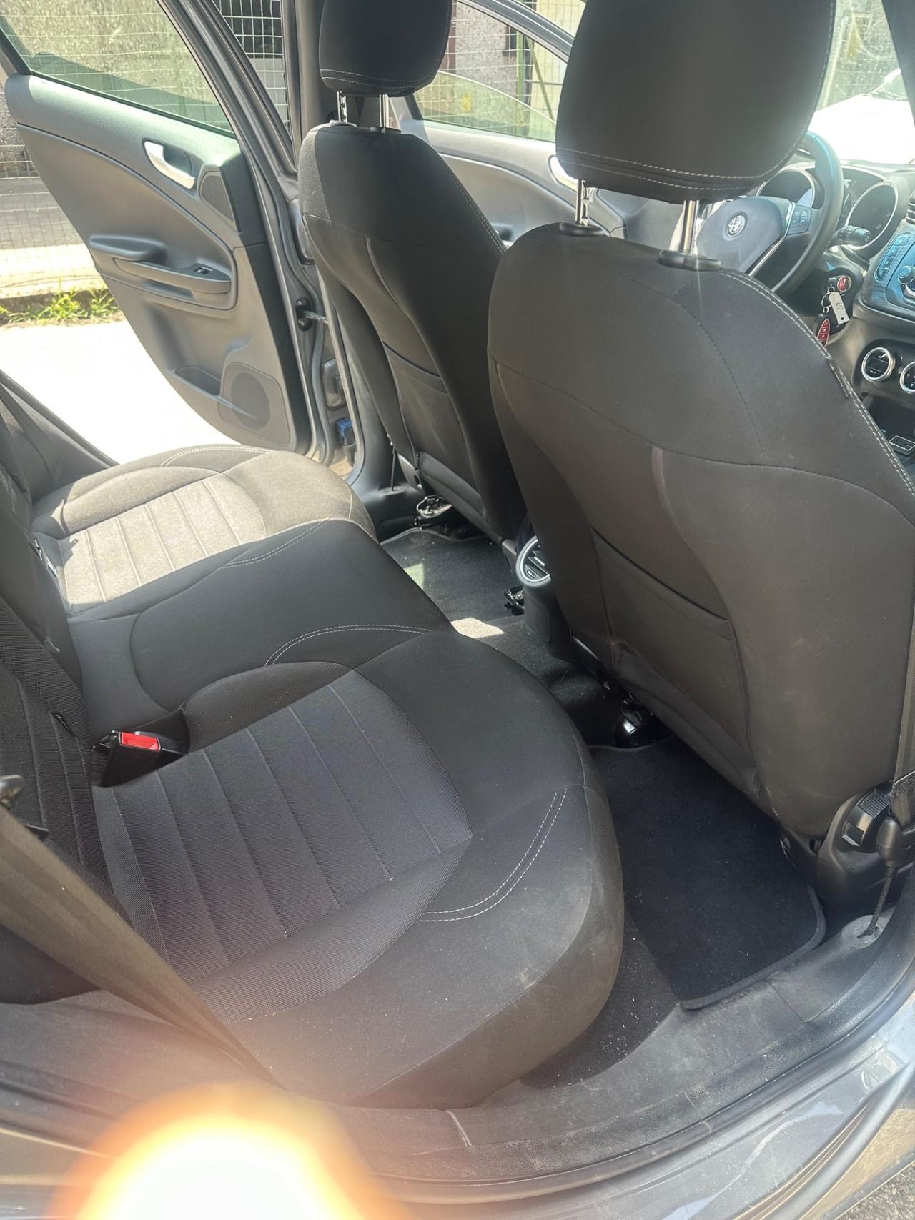 Alfa Romeo Giulietta 1.6 JTDm TCT 120 CV