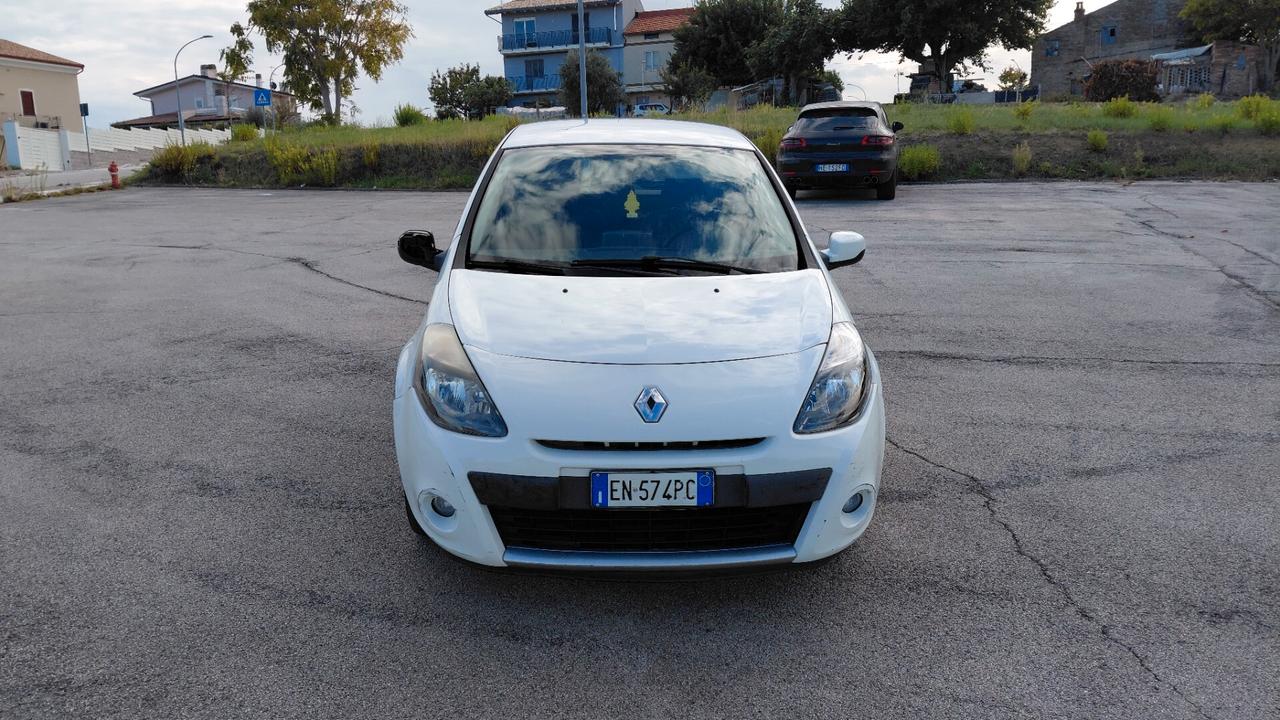 Renault Clio 1.2 16V 3 porte Dynamique