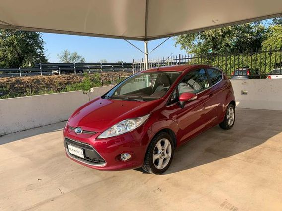 FORD Fiesta 1.4 TDCi 68CV 3P TITANIUM OK NEOP. BASSI CONSUMI