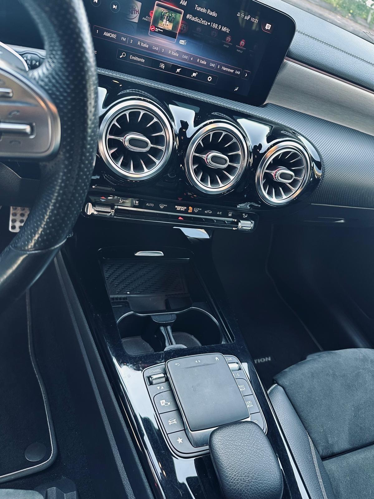 Mercedes-benz CLA 250 Automatic EQ Power Premium Coupè