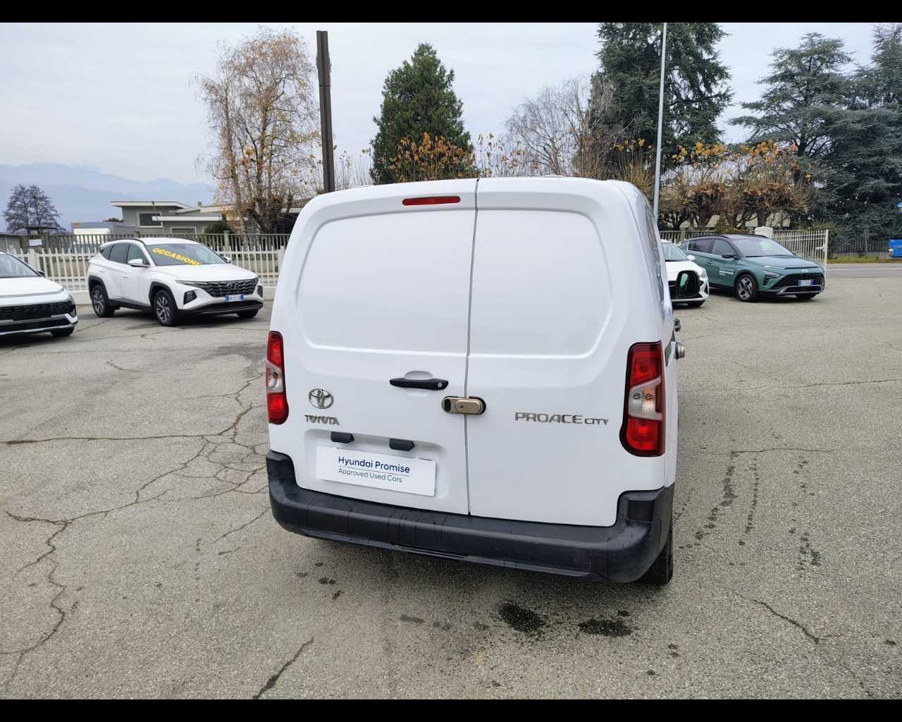 TOYOTA Proace City 1.5D L1 S Ground