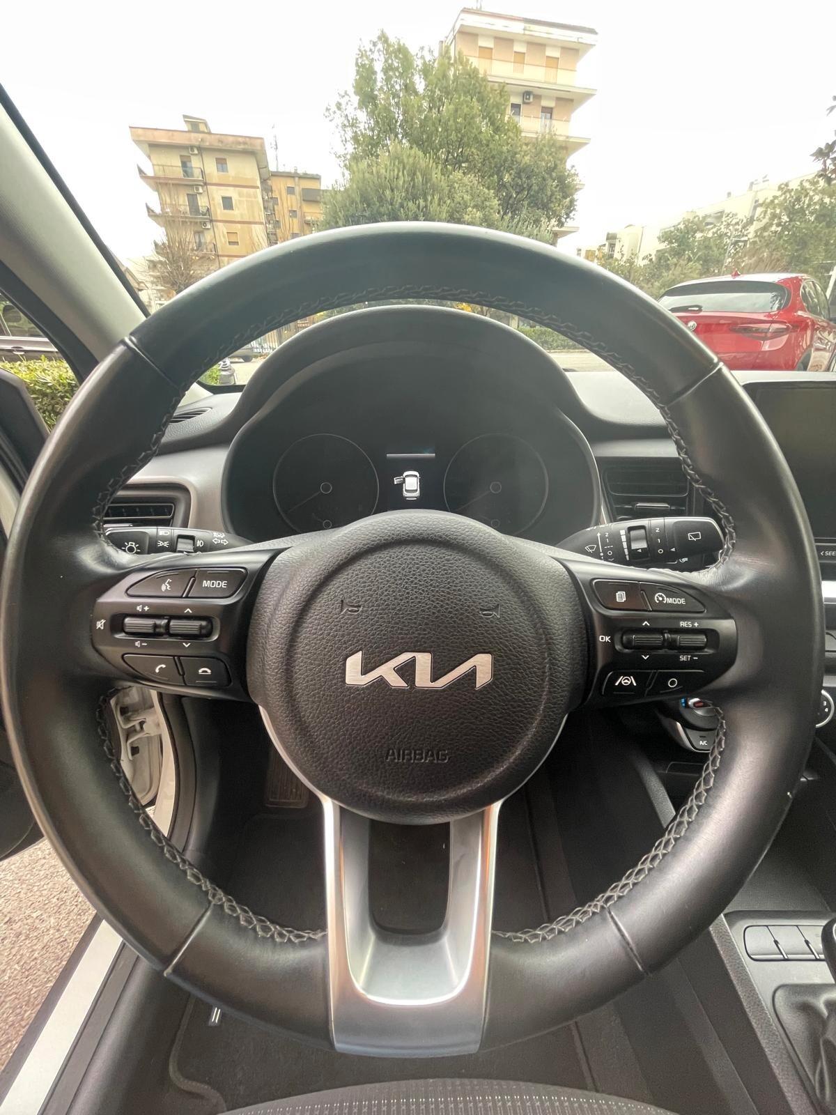 Kia Stonic 1.0 T-GDi 100 CV MHEV iMT Style