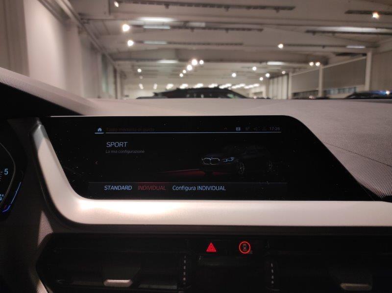 BMW Serie 1 (F40) - 116d 5p. Business Advantage