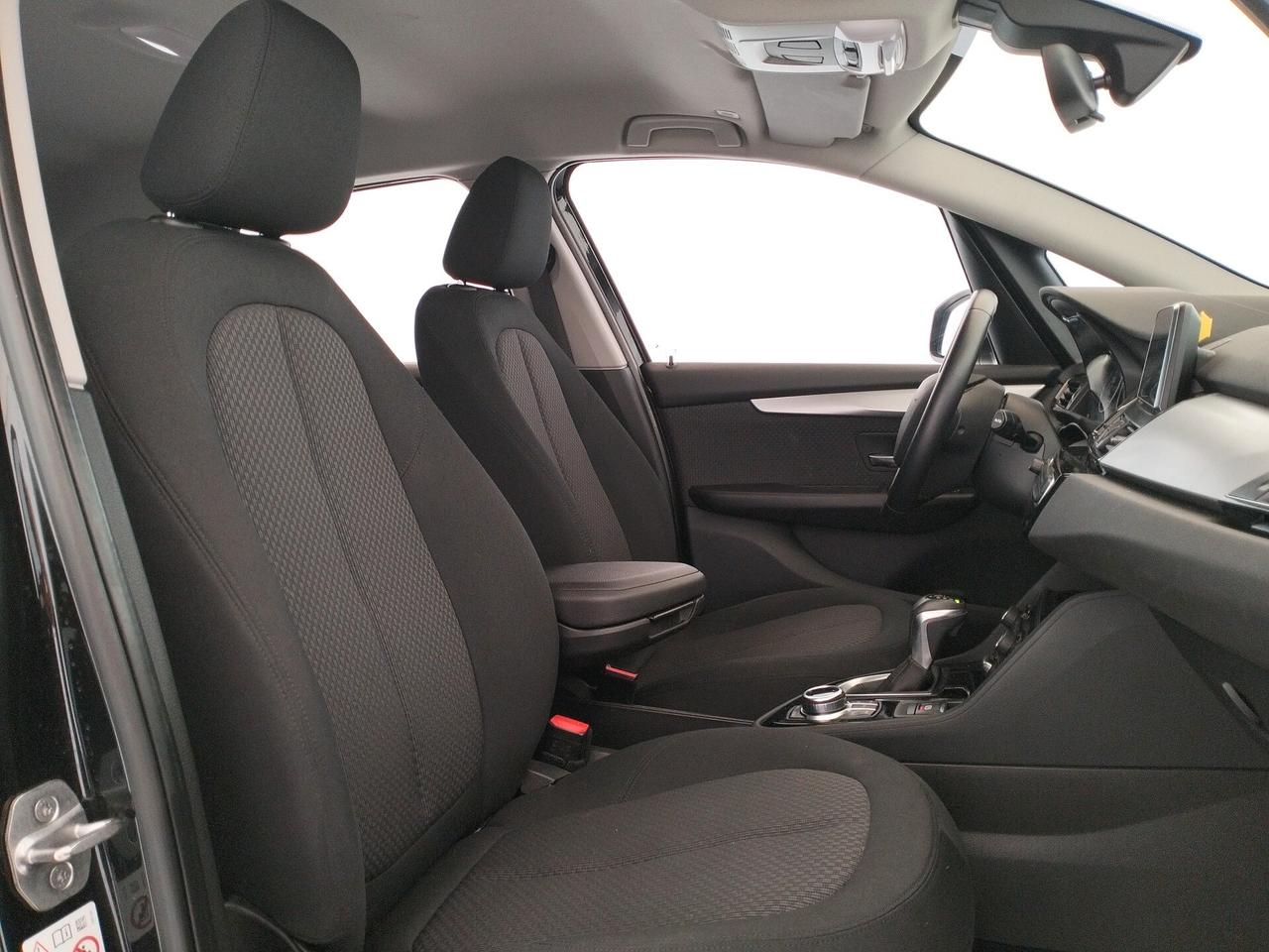 Bmw 2er Active Tourer 218d Advantage