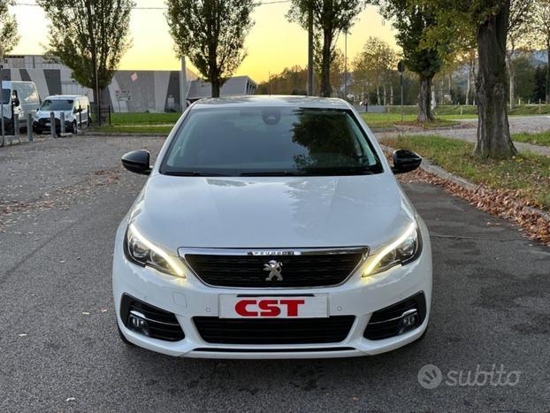 PEUGEOT 308 BlueHDi Berlina 5p GT-Line LED NAVI