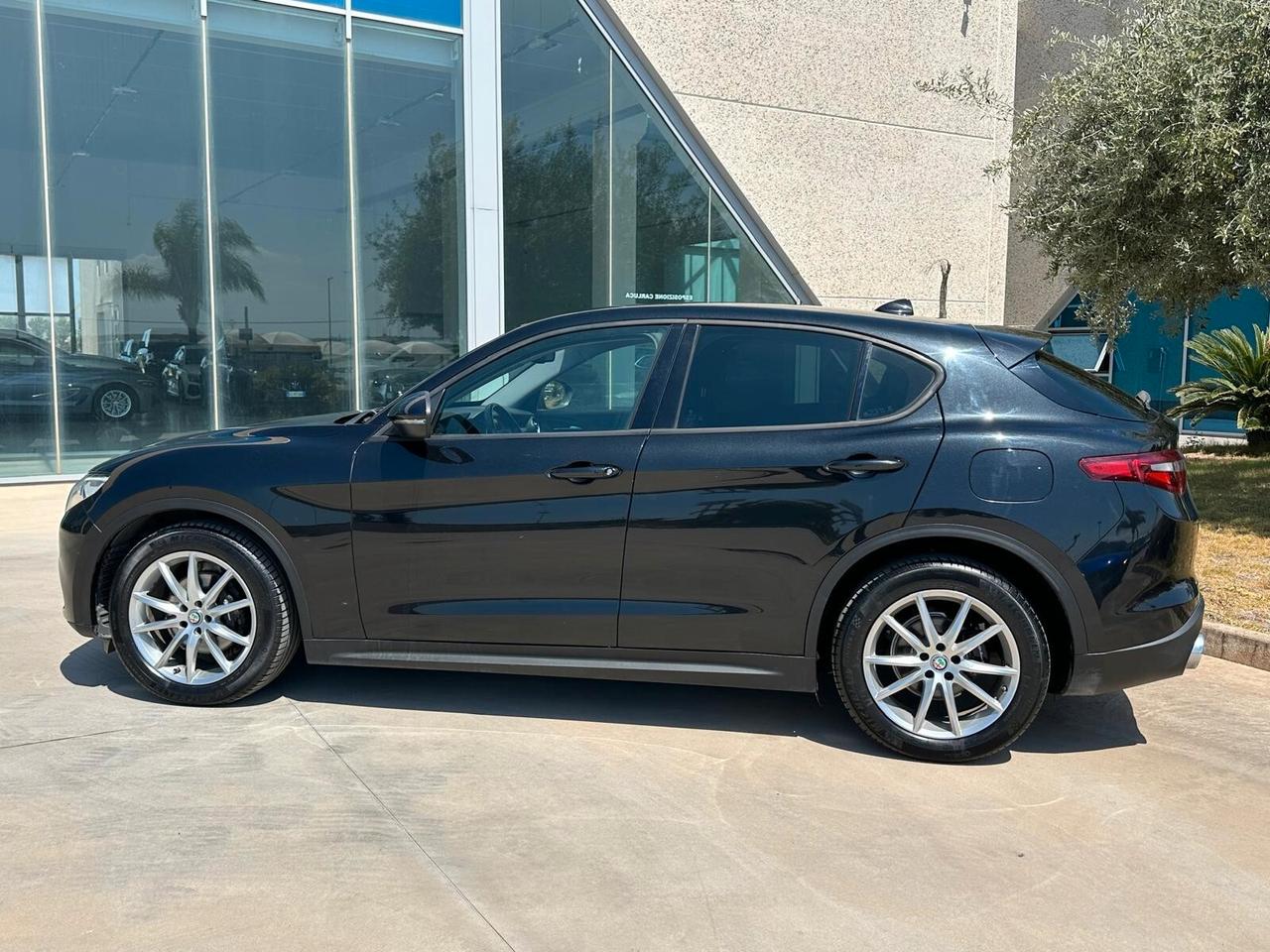 Alfa Romeo Stelvio 2.2 possibilità noleggio no scoring