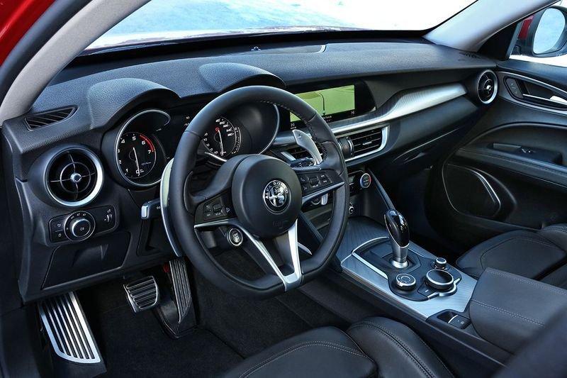 Alfa Romeo Stelvio 2.2 JTDM 190HP ATX AWD BASE BUSINESS