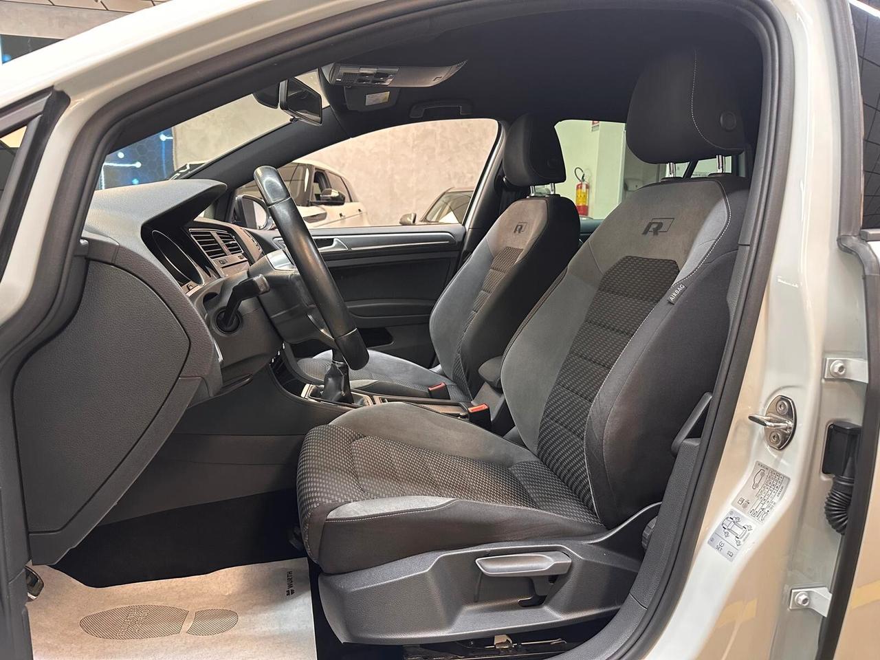 Volkswagen Golf 5p 1.0 tsi R-Line Sport 115cv