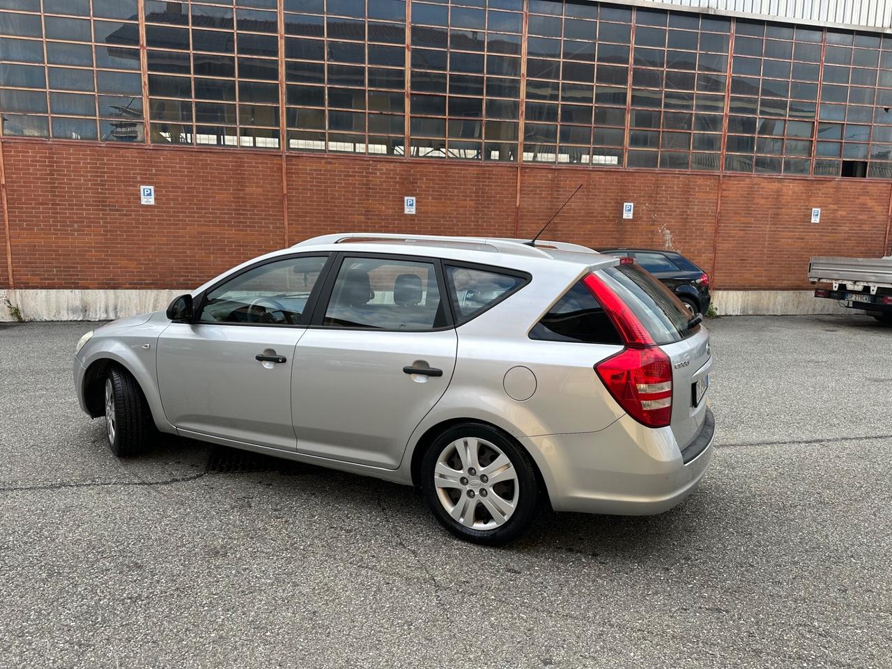 Kia Ceed cee'd Sp. Wag. 1.4 109CV LX Bi-Fuel