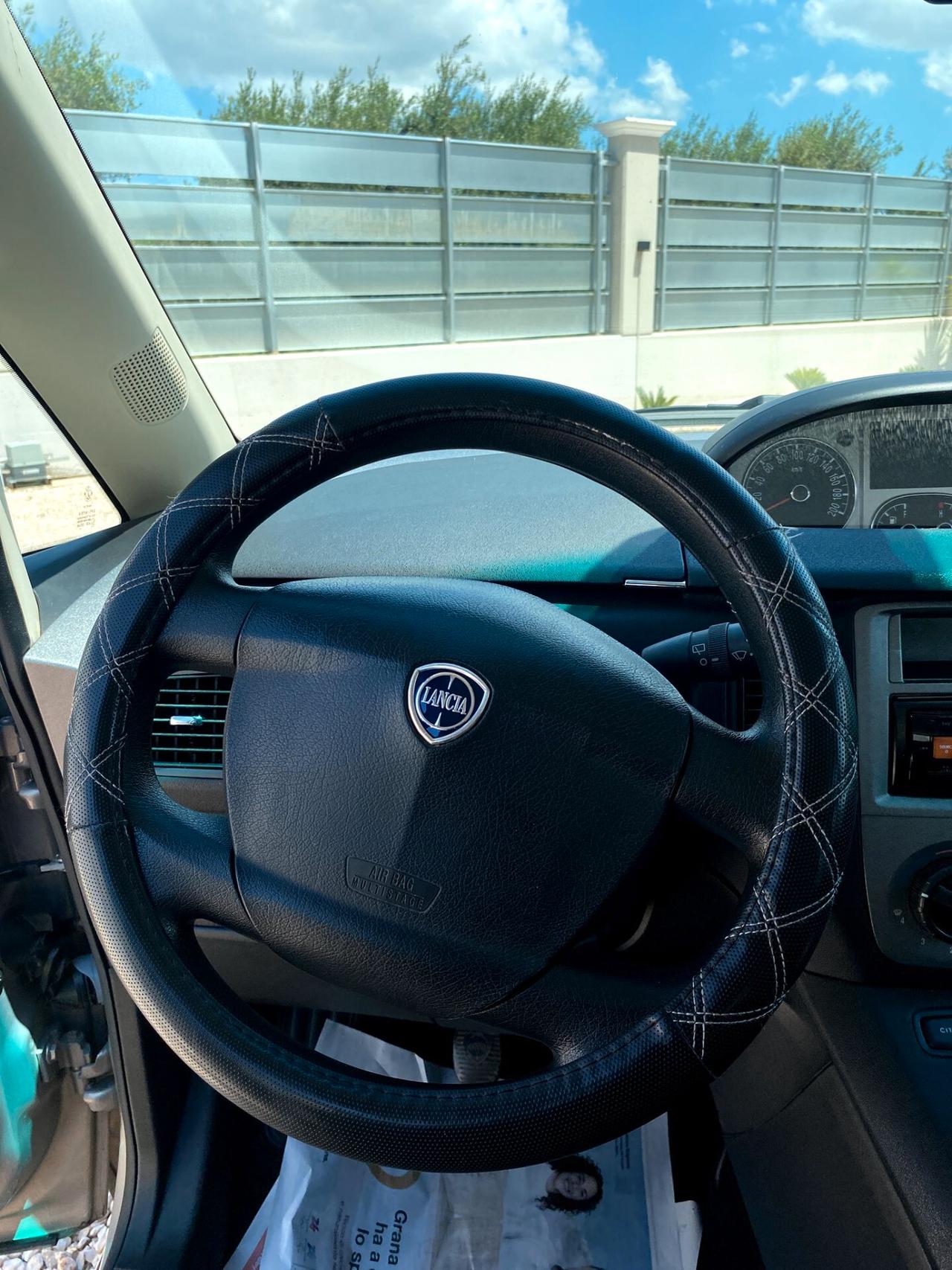 Lancia MUSA 1.3 Mjt 95 CV Gold