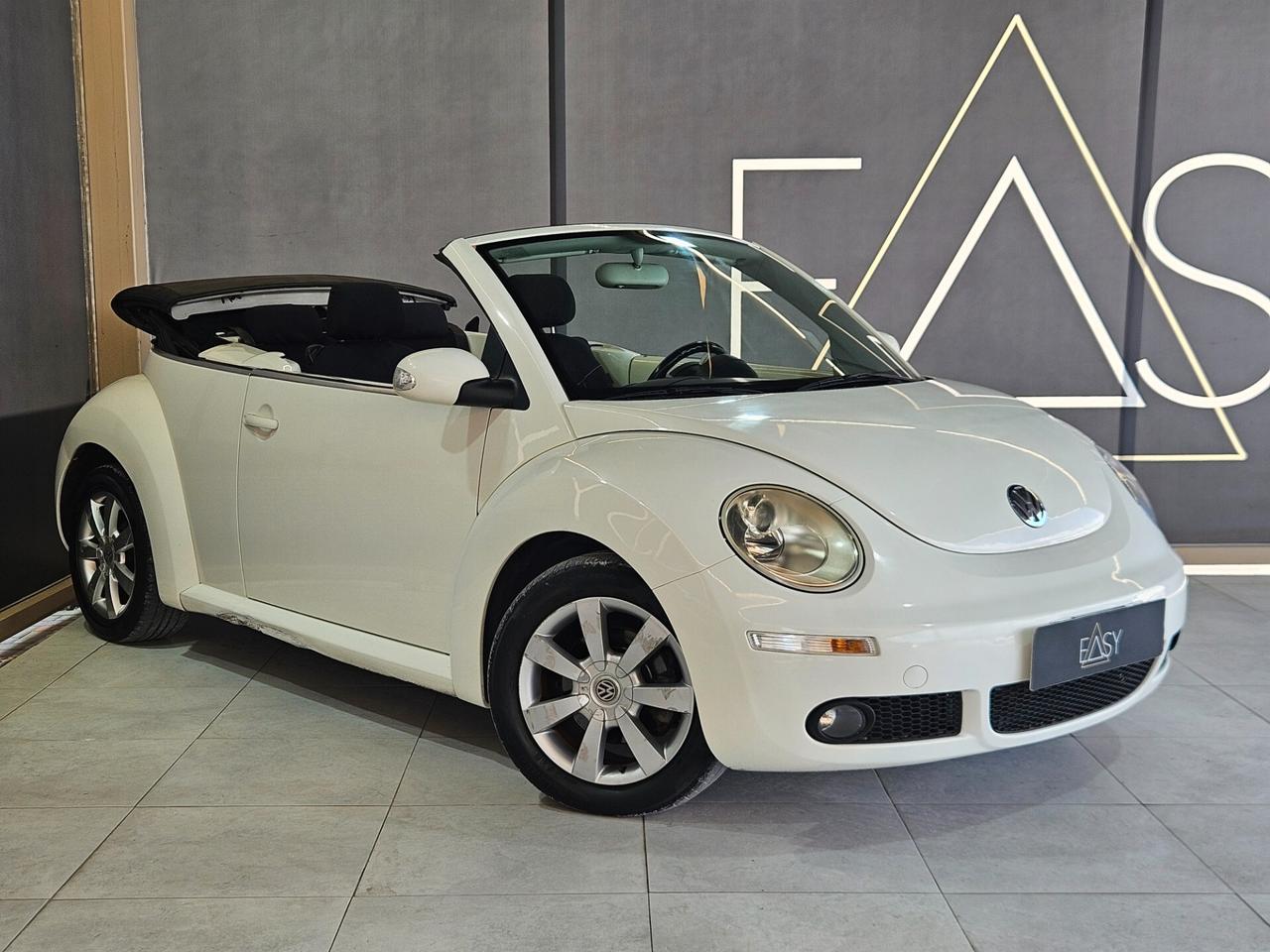 Volkswagen New Beetle Cabrio 1.6 FL