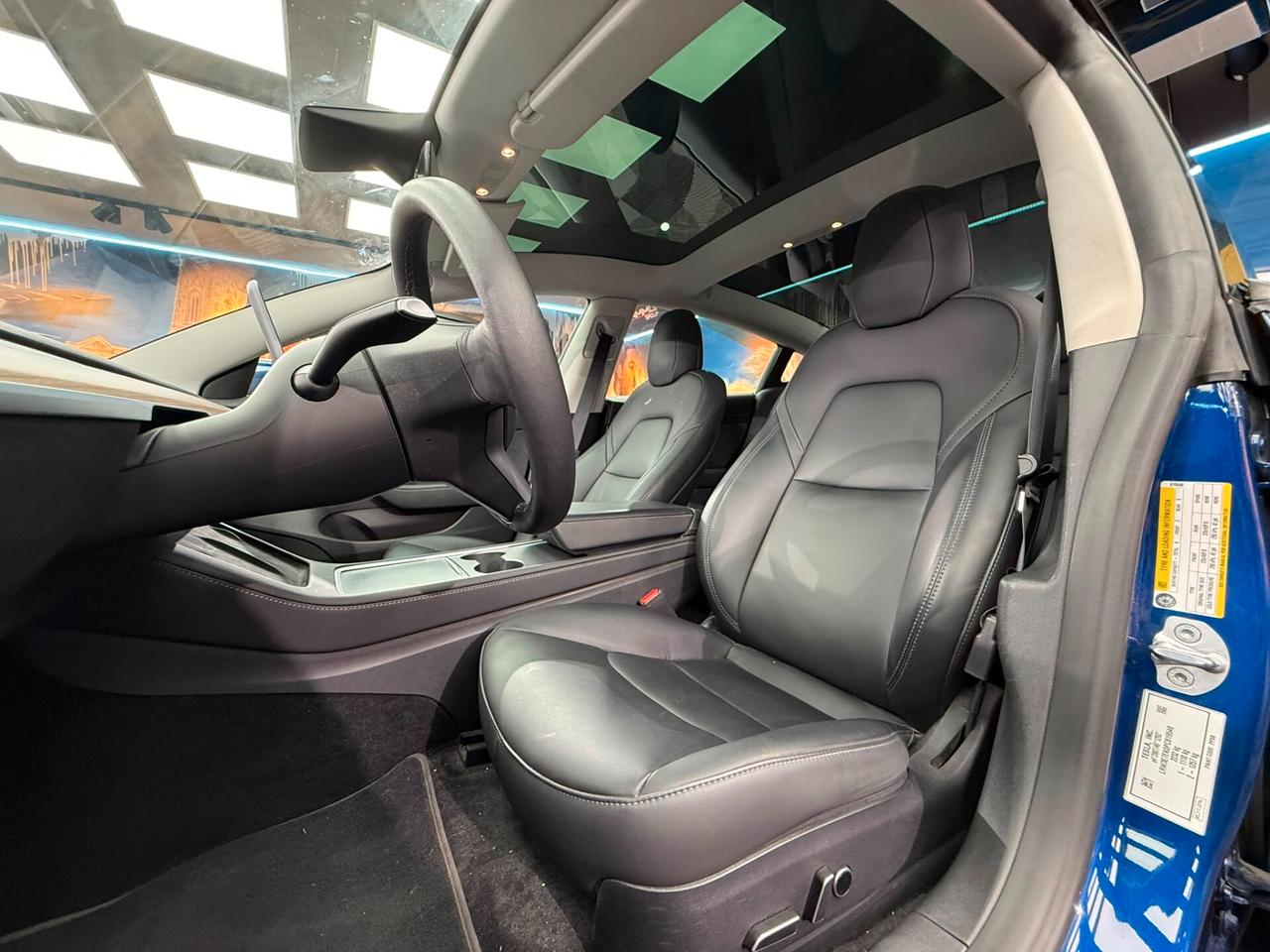 Tesla Model 3 Long Range Dual Motor AWD (369)