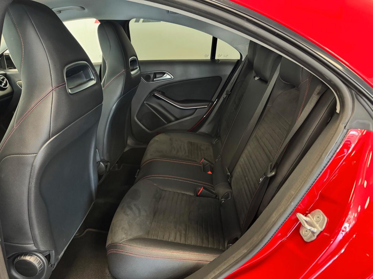 Mercedes-benz CLA 200 d 4Matic Automatic Premium AMG PACK NIGHT TAGLIANDI MERCEDES
