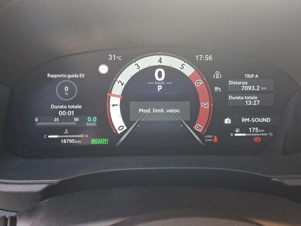 Toyota Yaris 1.5h 130 GR Sport