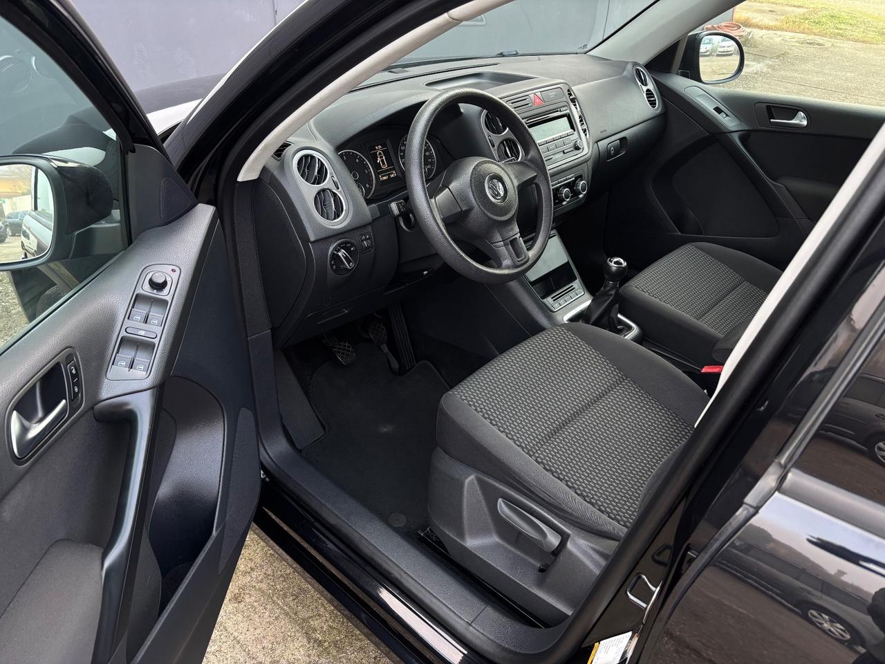 Volkswagen Tiguan 2.0 TDI. Garanzia 12 mesi