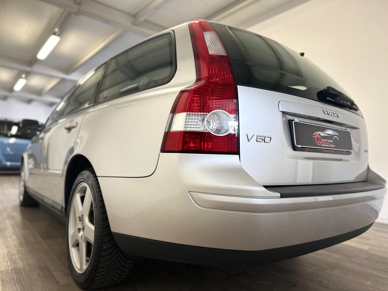 Volvo V50 2.0 D cat Summum OK NEOPATENTATI