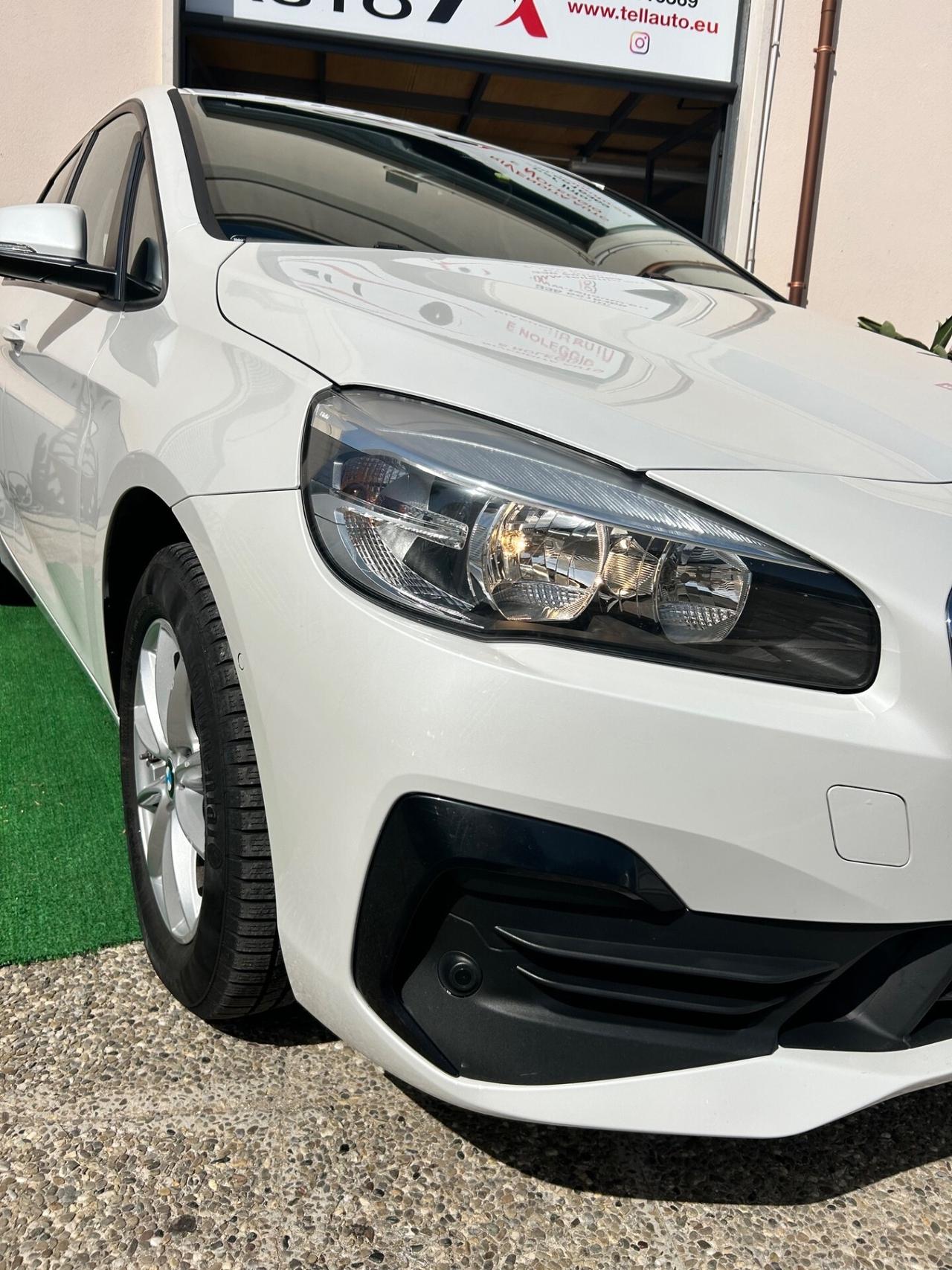 Bmw 2er Active Tourer 220d xDrive Advantage aut.