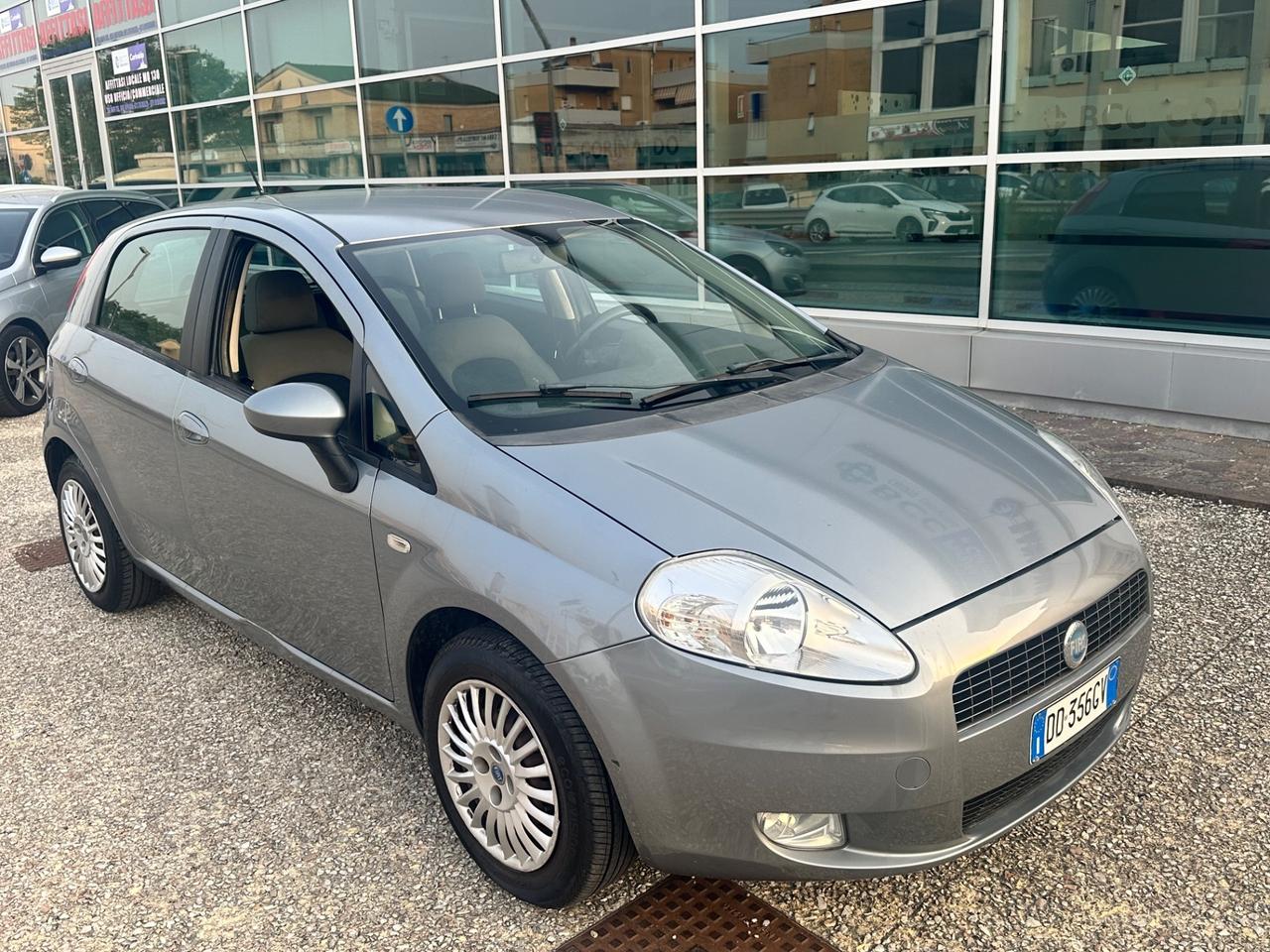 Fiat Grande Punto 1.2 5 porte neopatentati