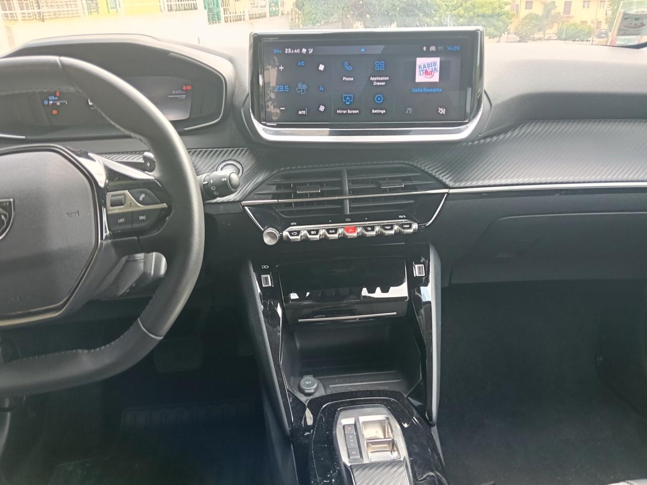 Peugeot 208 Hybrid 100 e-DCS6 Allure 2025