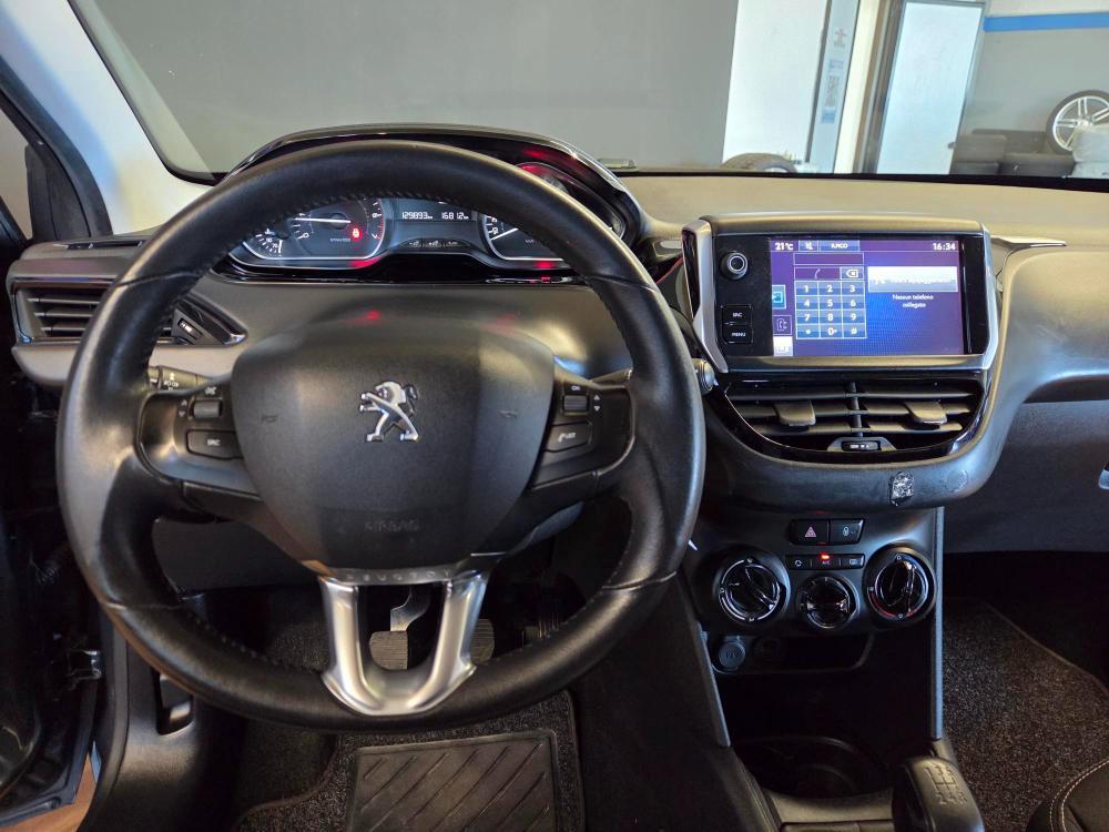 Peugeot 208 5 Porte 208 5p 1.2 puretech Active 82cv